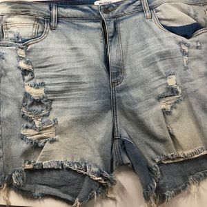 Light Wash Distressed Denim Shorts 3x